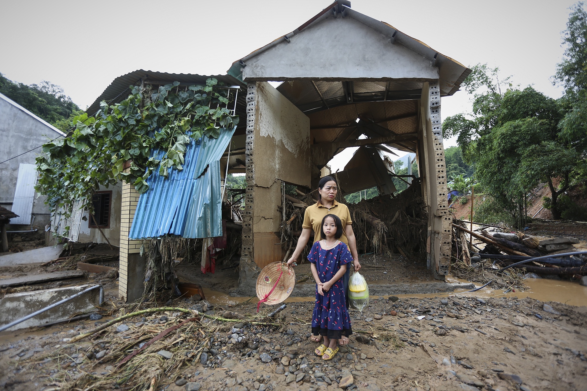 lu quet Nghe An anh 2