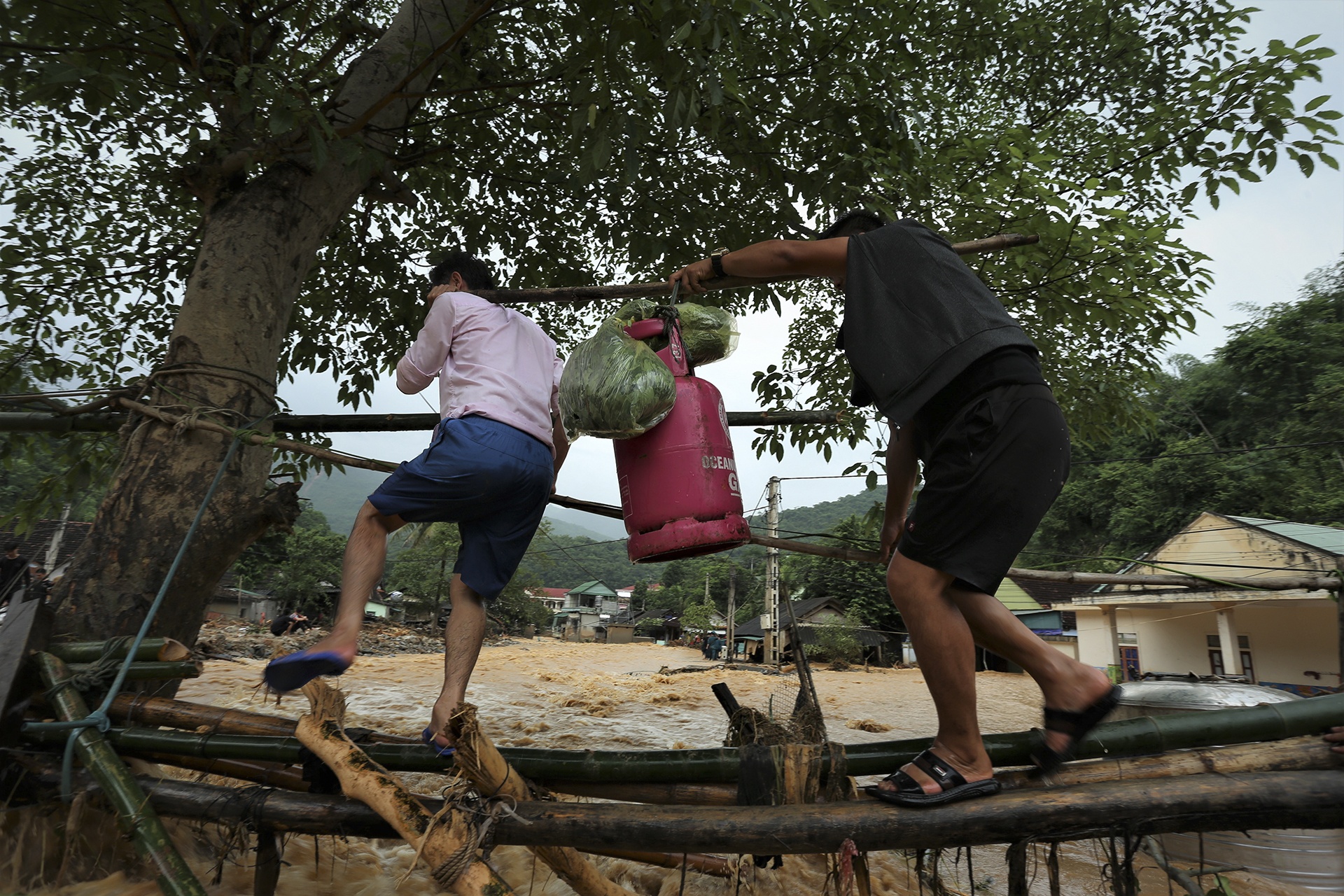 lu quet Nghe An anh 8