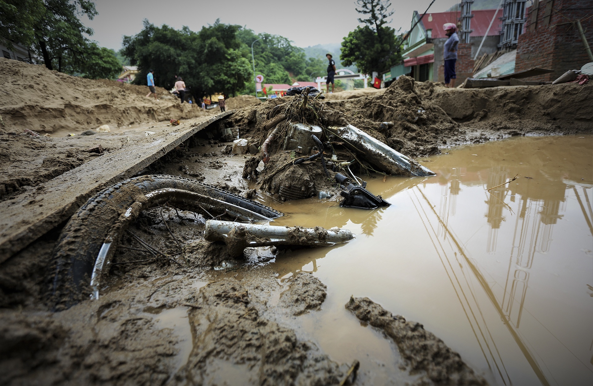 lu quet Nghe An anh 4