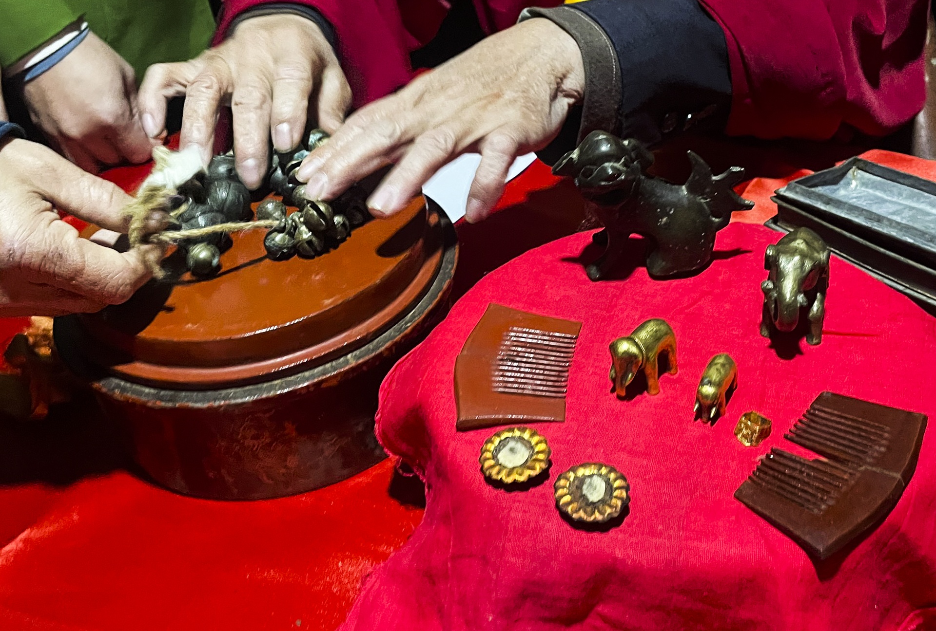 Trai trang Ha Tinh ganh kieu, ruoc bau vat tung duoc vua Ham Nghi ban hinh anh