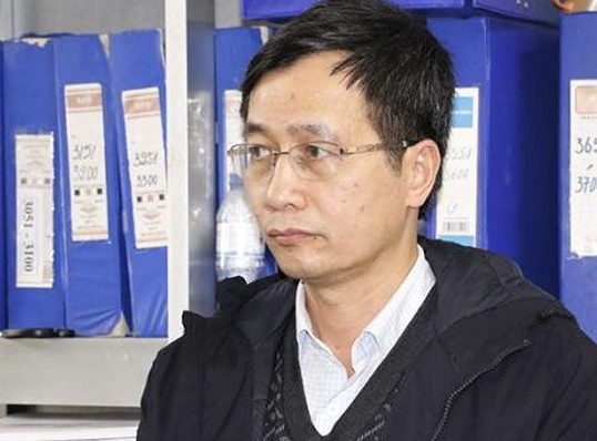 Giam doc trung tam dang kiem o Nghe An cung nhieu thuoc cap bi bat hinh anh