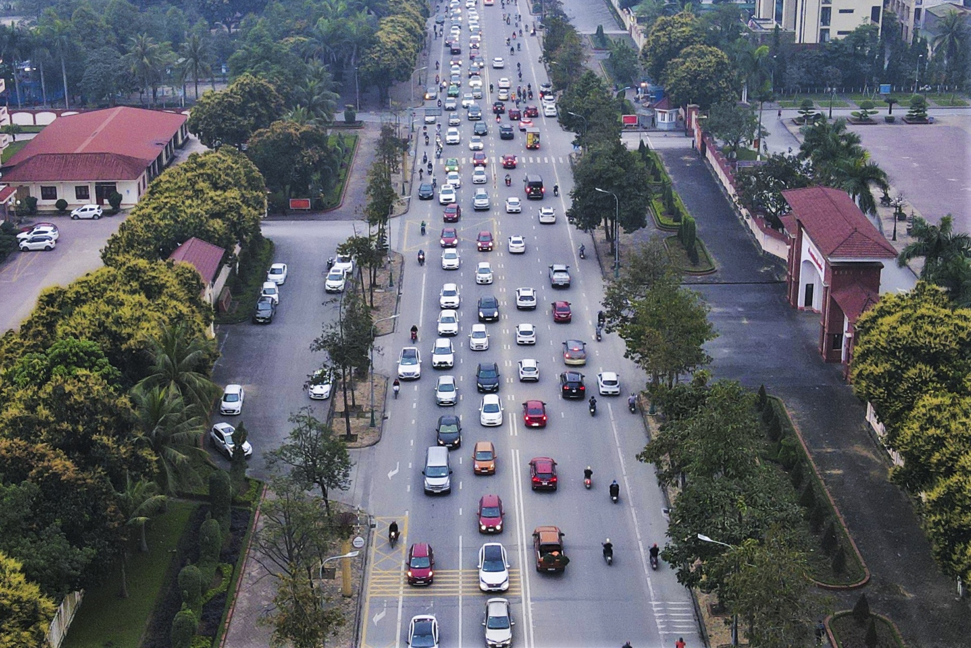 tắc đường TP Vinh ảnh 1 tac duong TP Vinh anh 1