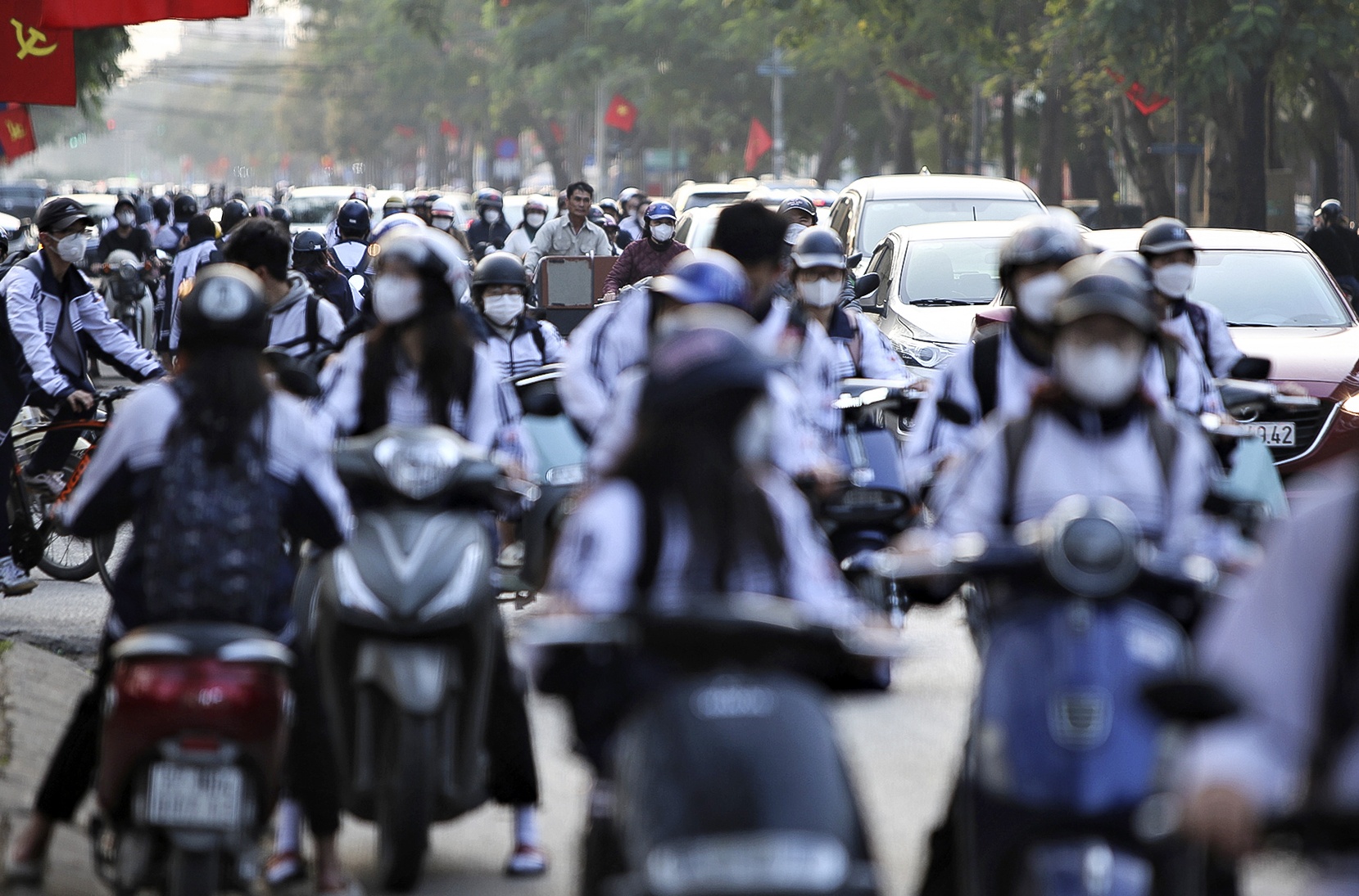 Xe co nhich tung met o trung tam TP Vinh hinh anh