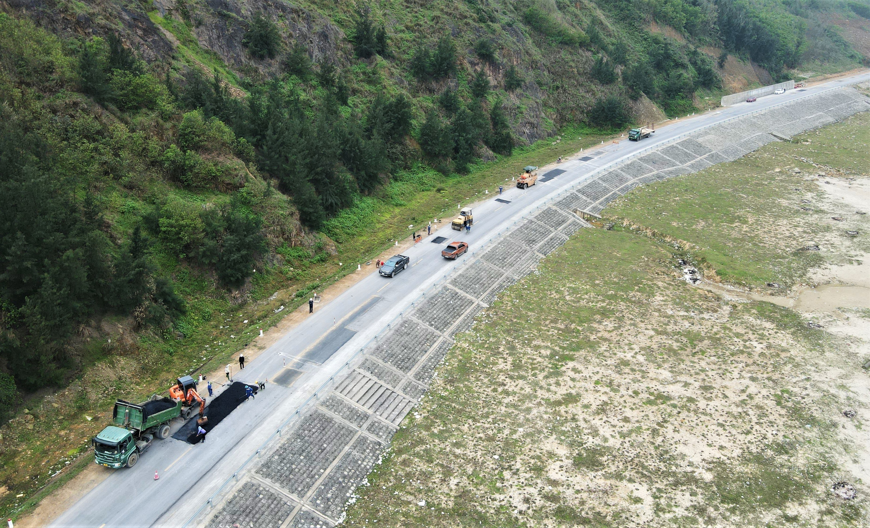 duong ven bien hong anh 2