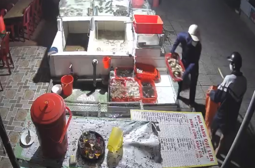 Trom hai san o khu du lich bien Ha Tinh hinh anh