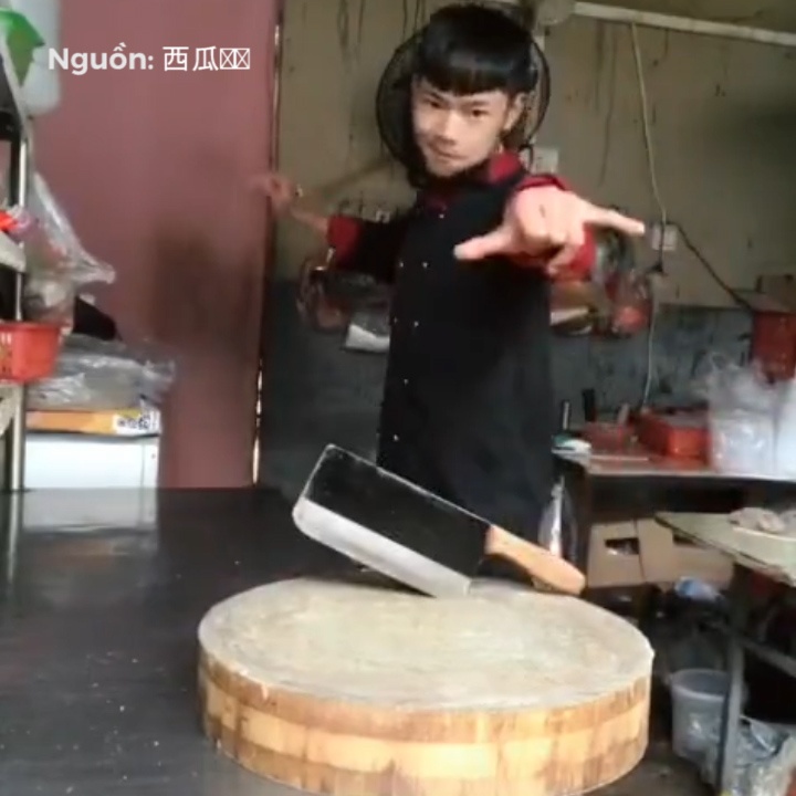 Nhung man mua dao nhu xiec cua chang trai dau bep nguoi Trung Quoc hinh anh