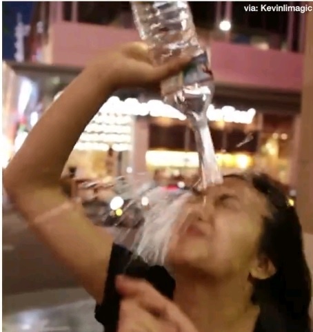 Ao thuat gia duong pho va nhung man choi kham ban than hinh anh