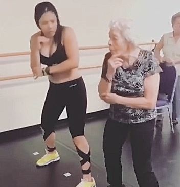 Day la ba ngoai vu cong 'chat nhat qua dat' hinh anh