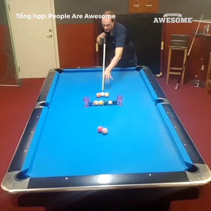 Nhung duong bi than sau cua co thu Charles Lakey hinh anh