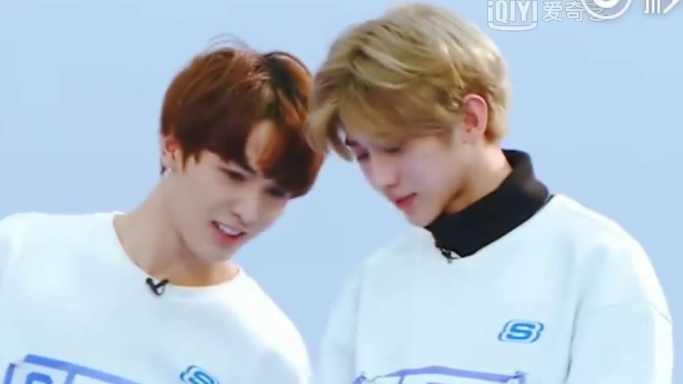 'Apple Pen' phien ban trai dep Trung Quoc hinh anh