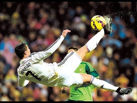 C. Ronaldo gop mat trong top nhung pha 'nga ban den' dang nho hinh anh