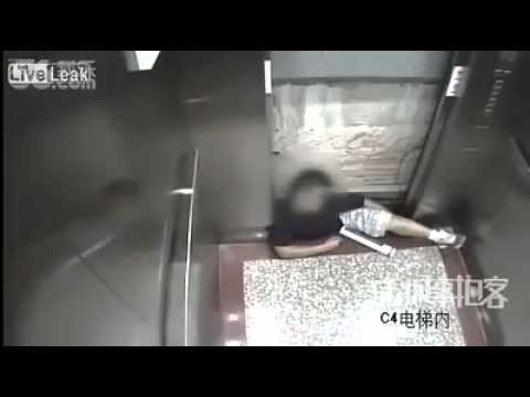 Nhung tai nan dang so khi su dung thang cuon hinh anh