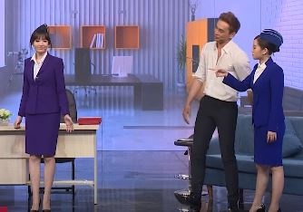 Tien Luat long tieng cho Thuan Nguyen 'bat ca ba tay' tren san khau hinh anh