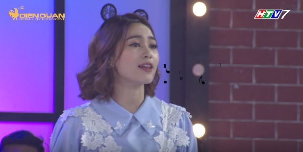 Ninh Duong Lan Ngoc 'tan pha' hang loat hit tai San dau ca tu hinh anh