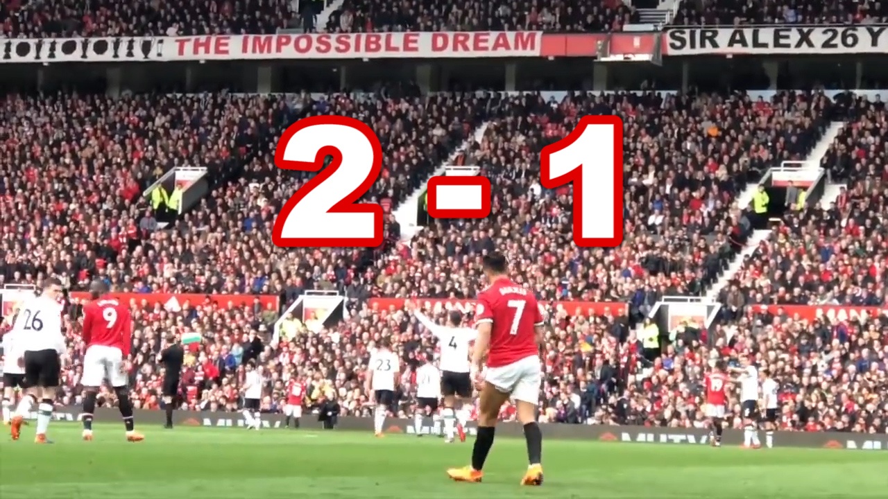 Xem lai tran MU - Liverpool nhin tu hang ghe khan gia hinh anh