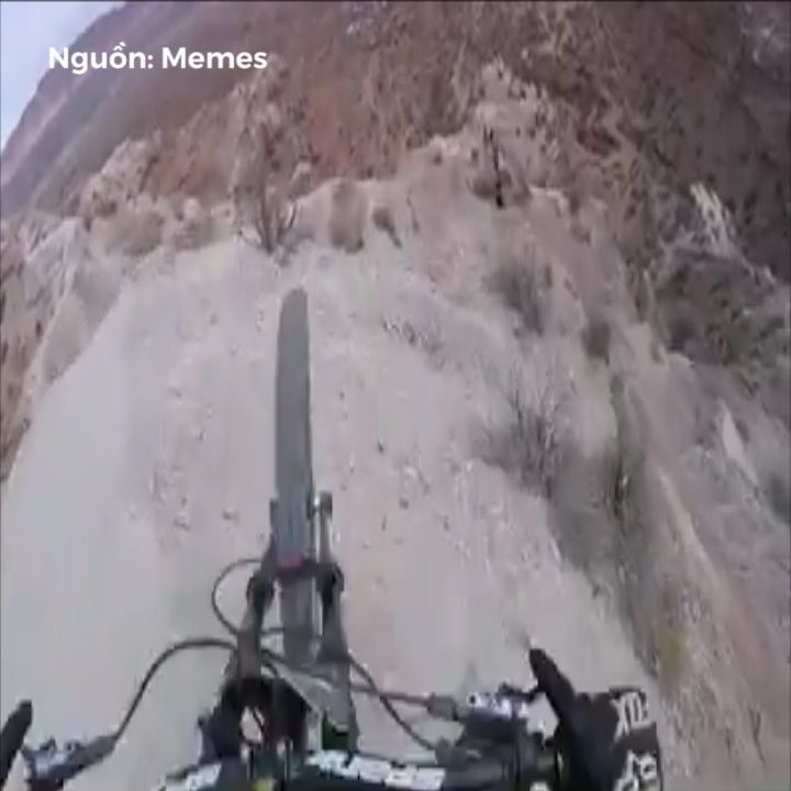 Mao hiem dap xe chinh phuc ngon nui 'tu than' hinh anh