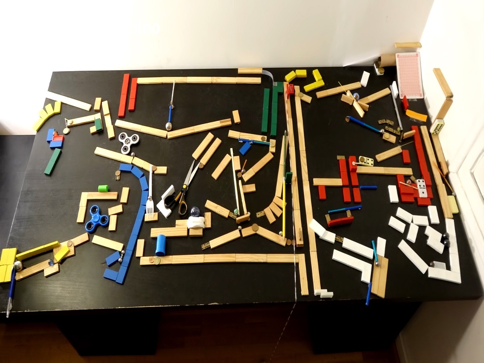 Dat vien bi vao lo kieu 'xoan nao' hinh anh