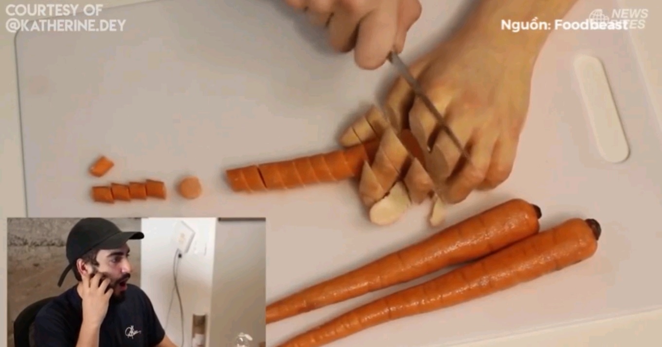 Nhung chiec banh qua giong that khien nguoi xem giat minh hinh anh