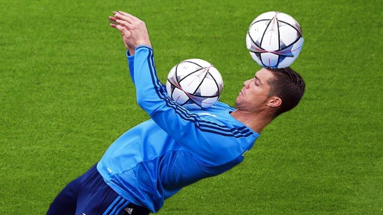 C.Ronaldo bieu dien ky thuat khien dong doi 'lac mat' tren san tap hinh anh