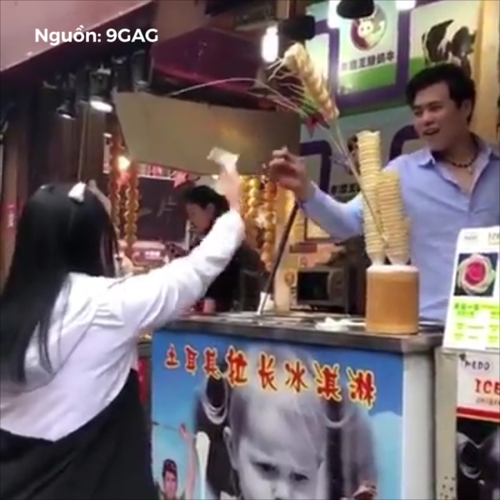 Treu choc dua be va cai ket qua dang cho nguoi ban kem hinh anh