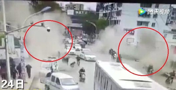 Ong thai no tung rung chuyen via he, 1 nguoi chet tai Trung Quoc hinh anh