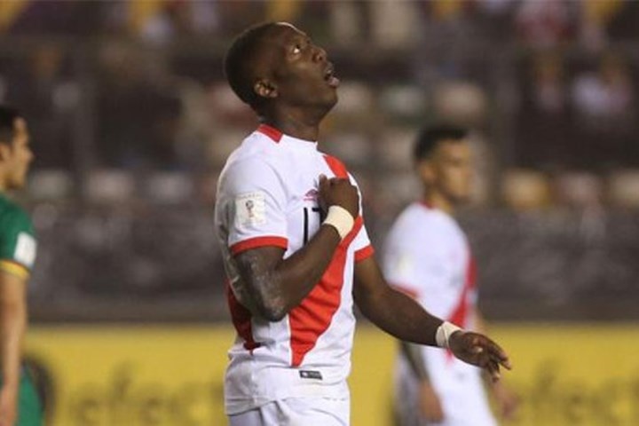 Cau thu chay but toc nhu Usain Bolt hinh anh