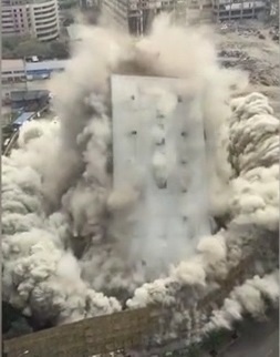 Toa nha 15 tang bi pha bo 'than toc' chi trong 10 giay tai Trung Quoc hinh anh