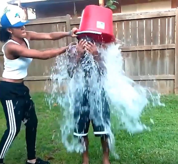 Nhung man choi kham 'doc' trong ngay ca thang 4 hinh anh