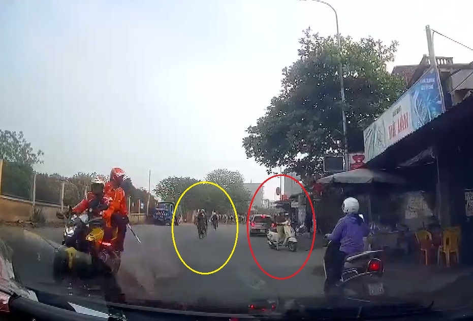 Nu 'ninja' sang duong suyt gay hoa cho doan dua xe dap hinh anh