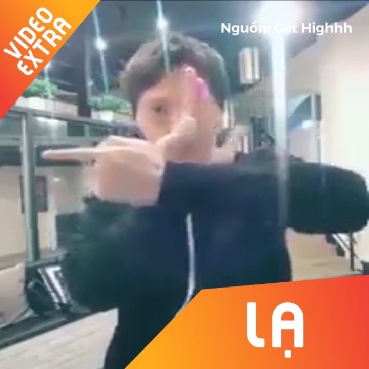 Dieu nhay ma thuat tren doi tay cua anh chang dien trai hinh anh