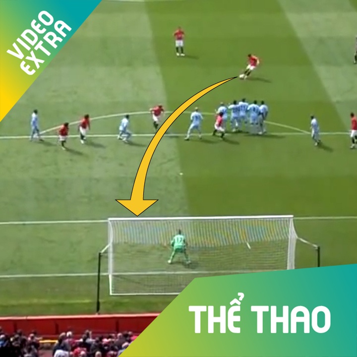 Ronaldo trong top sieu pham tai derby Manchester nhin tu ghe khan gia hinh anh