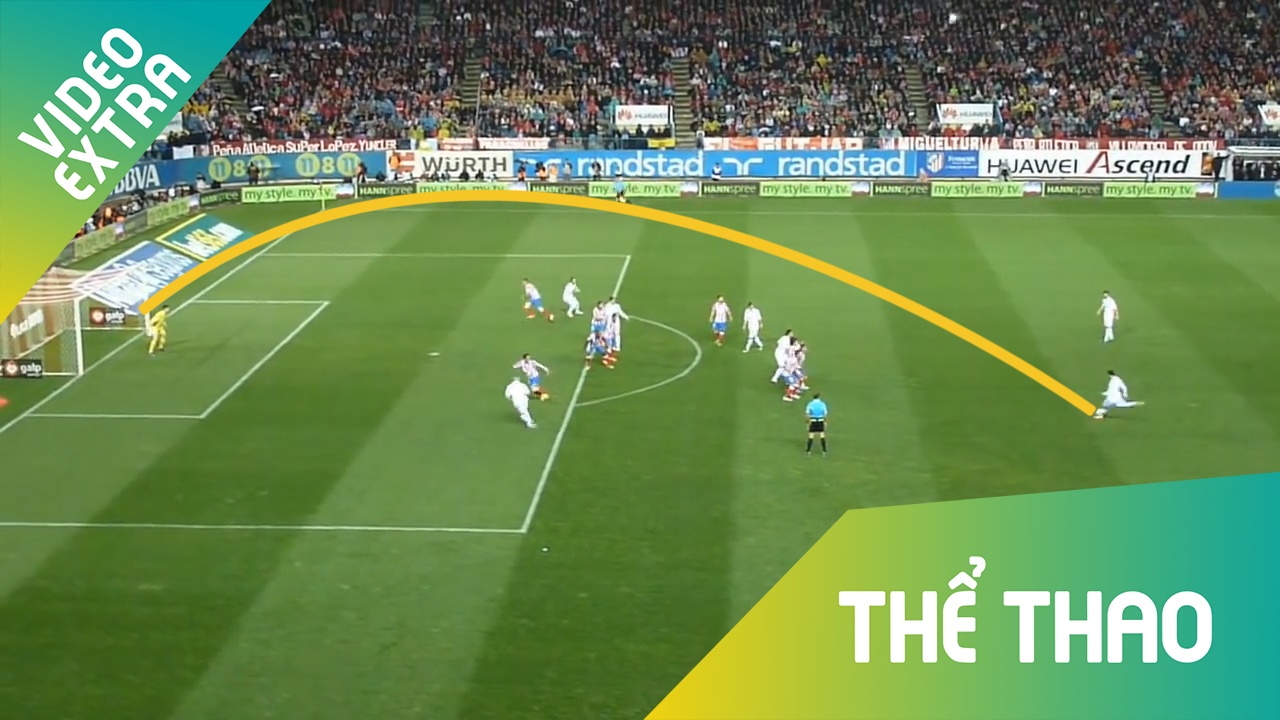 'Hat-trick' sut phat cua Ronaldo tai derby Madrid quay tu ghe khan gia hinh anh