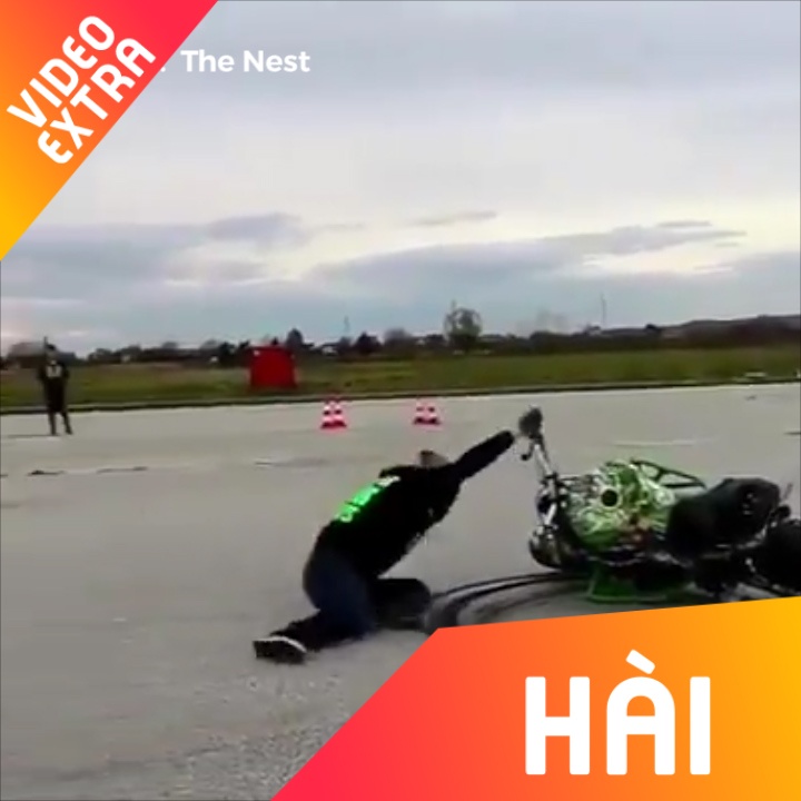 Thu dot lop moto va cai ket hai huoc cho chang thanh nien hinh anh