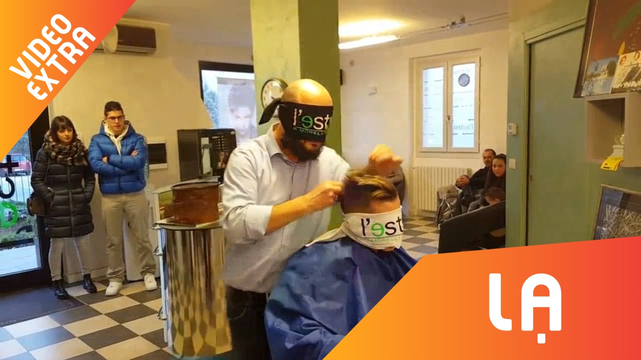 Tiem cat toc 'bit mat' o Italy hinh anh