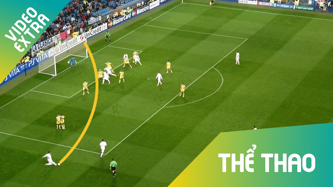 Nhung sieu pham cua Ronaldo tai vong knock-out C1 nhin tu ghe khan gia hinh anh