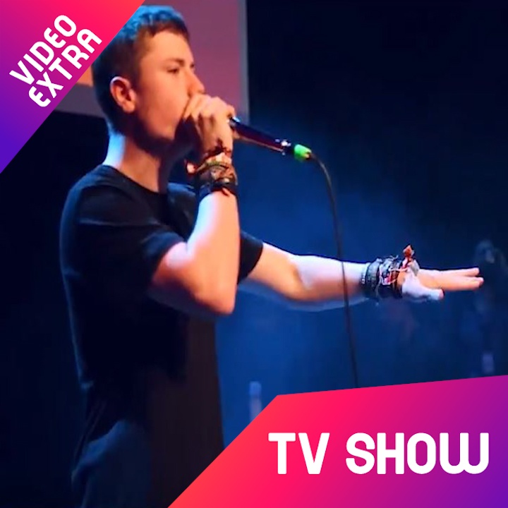 Anh chang dien trai tro tai vua hat vua beatbox hinh anh