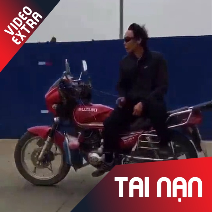 Nguoi dan ong 'lam xiec' tren xe may va bi tai nan hinh anh