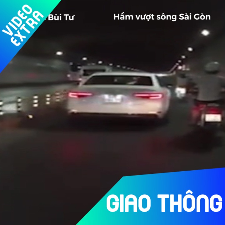 Xe oto vo tu chay vao lan xe may o ham vuot song Sai Gon hinh anh