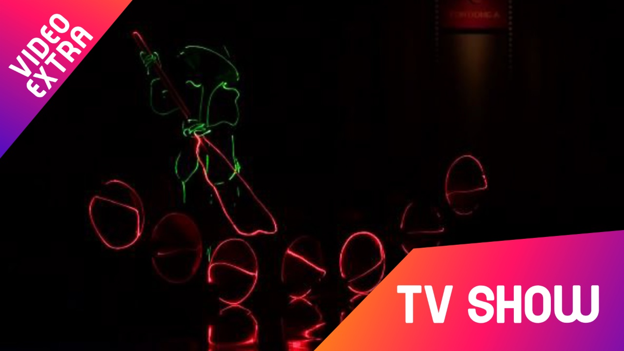 Man nhay ket hop den Led gay bat ngo tai Nguoi Bi An hinh anh