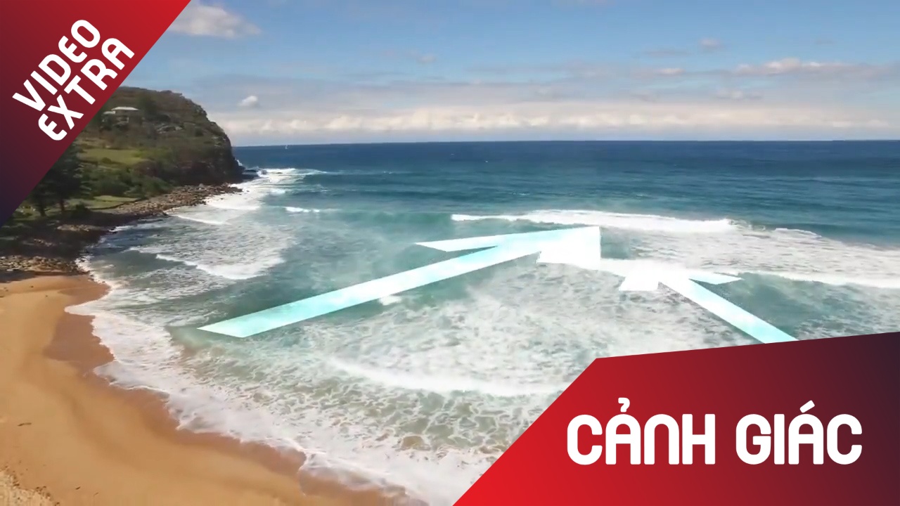 De phong dong xoay chet nguoi khi tam bien vao mua he hinh anh