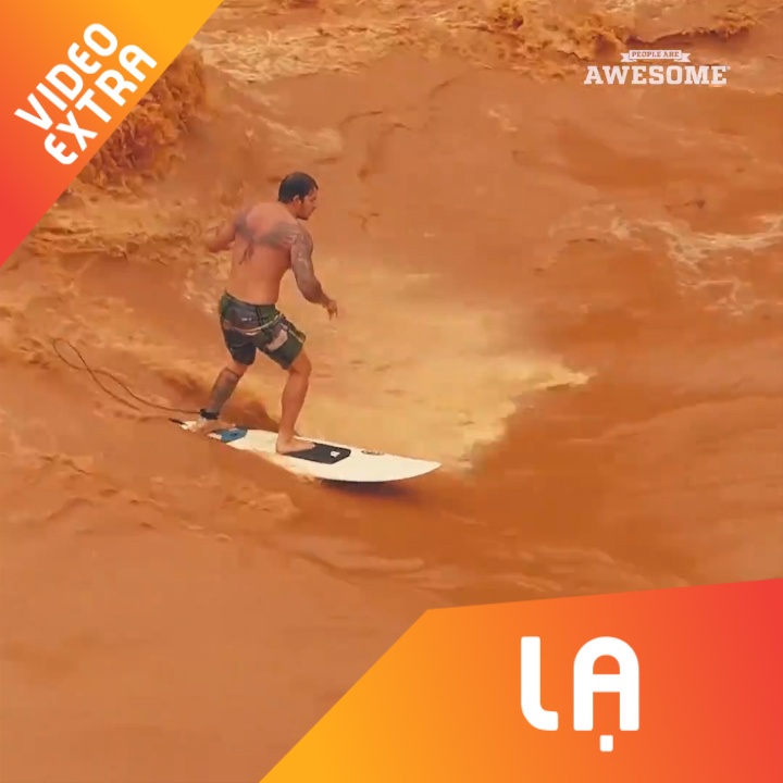 Mac con lu tran ngap, nguoi dan ong van tu tin luot song hinh anh