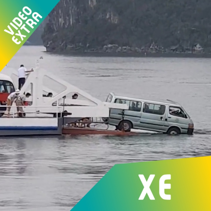 Cuu oto chuan bi roi xuong bien o Hai Phong hinh anh