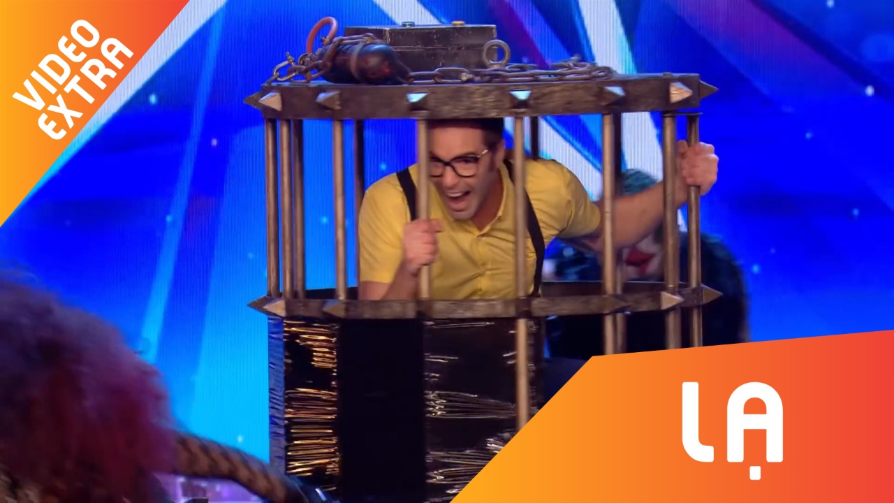 Man ao thuat 'bien hoa khon luong' khien ca khan dai dung bat day hinh anh