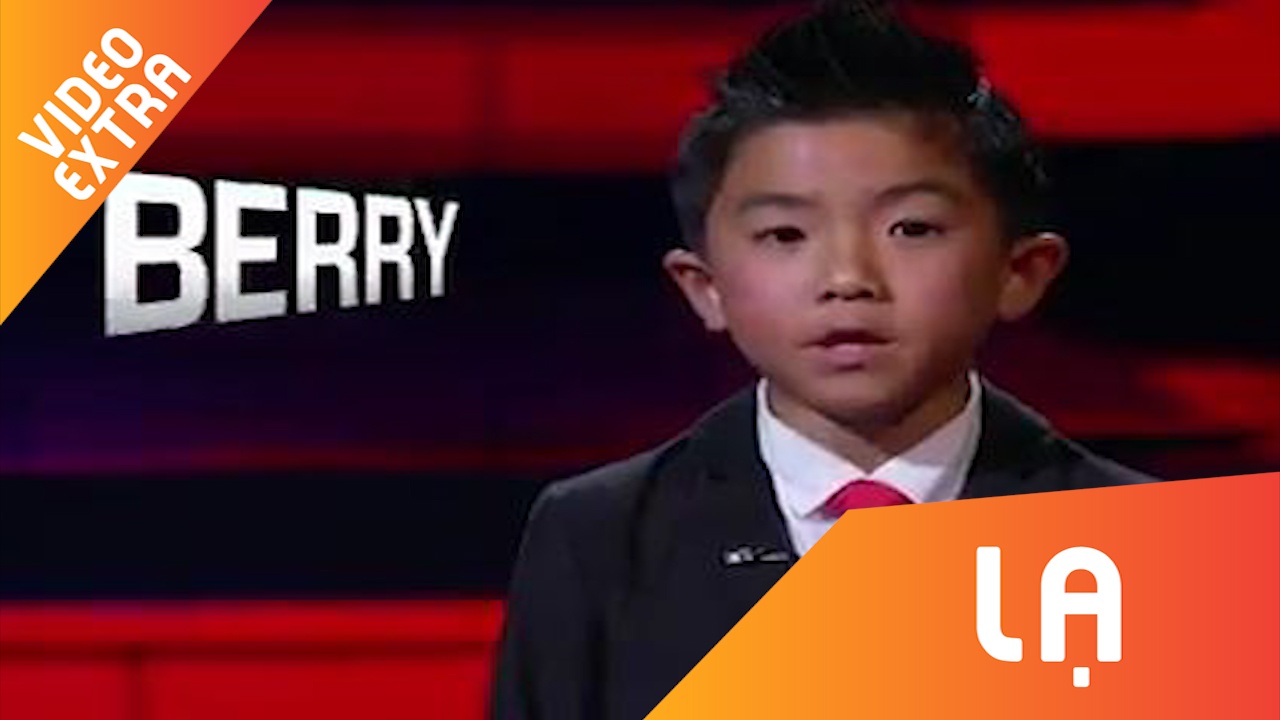 Cau be Chau A danh van nguoc sieu dang gay bat ngo hinh anh