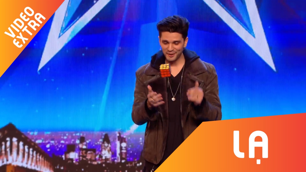 Chang trai lam ao thuat voi khoi rubik co kha nang 'tu giai do' hinh anh