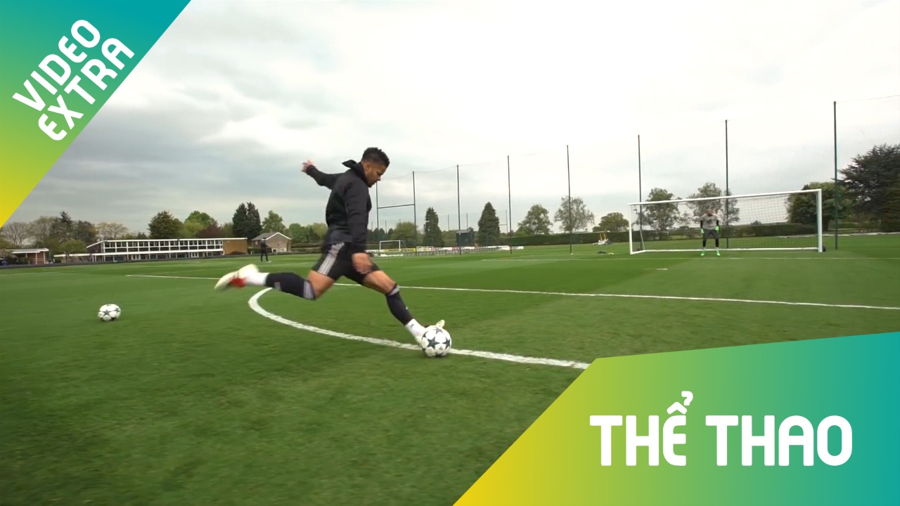 2 sieu sao bong da 'phui' thach thuc tai nang thu mon Premier League hinh anh