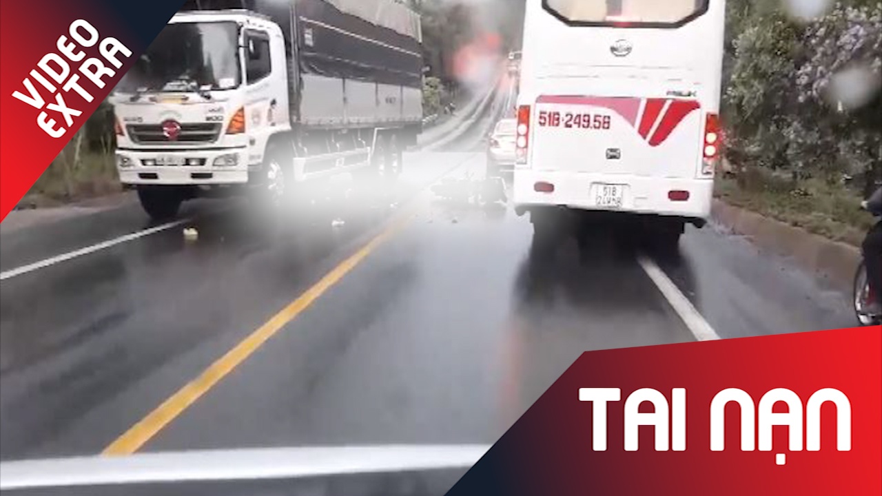 Xe may vuot au, lao thang gam xe tai nguoc chieu hinh anh