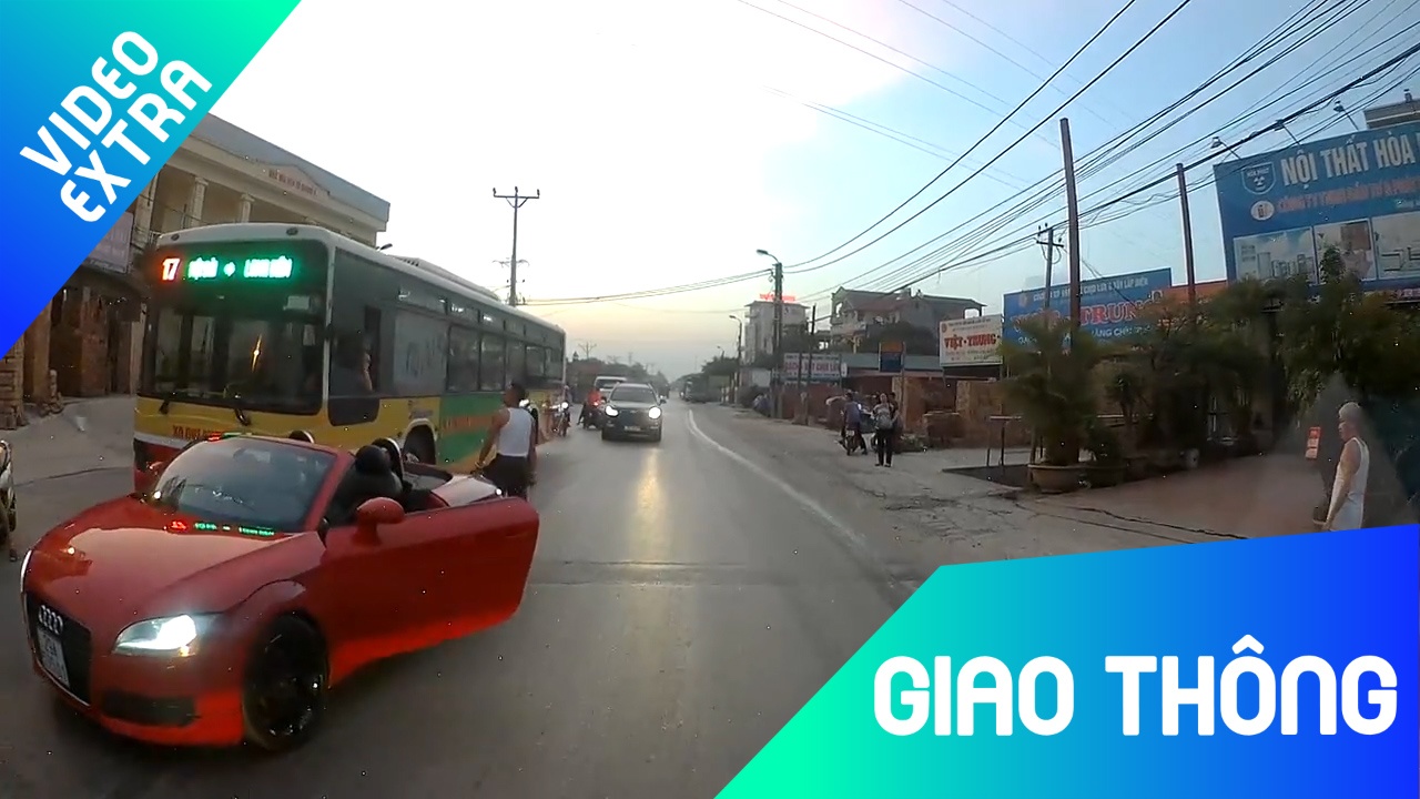 Tai xe chiec Audi mui tran quyet 'an thua du' voi nguoi lai xe buyt hinh anh