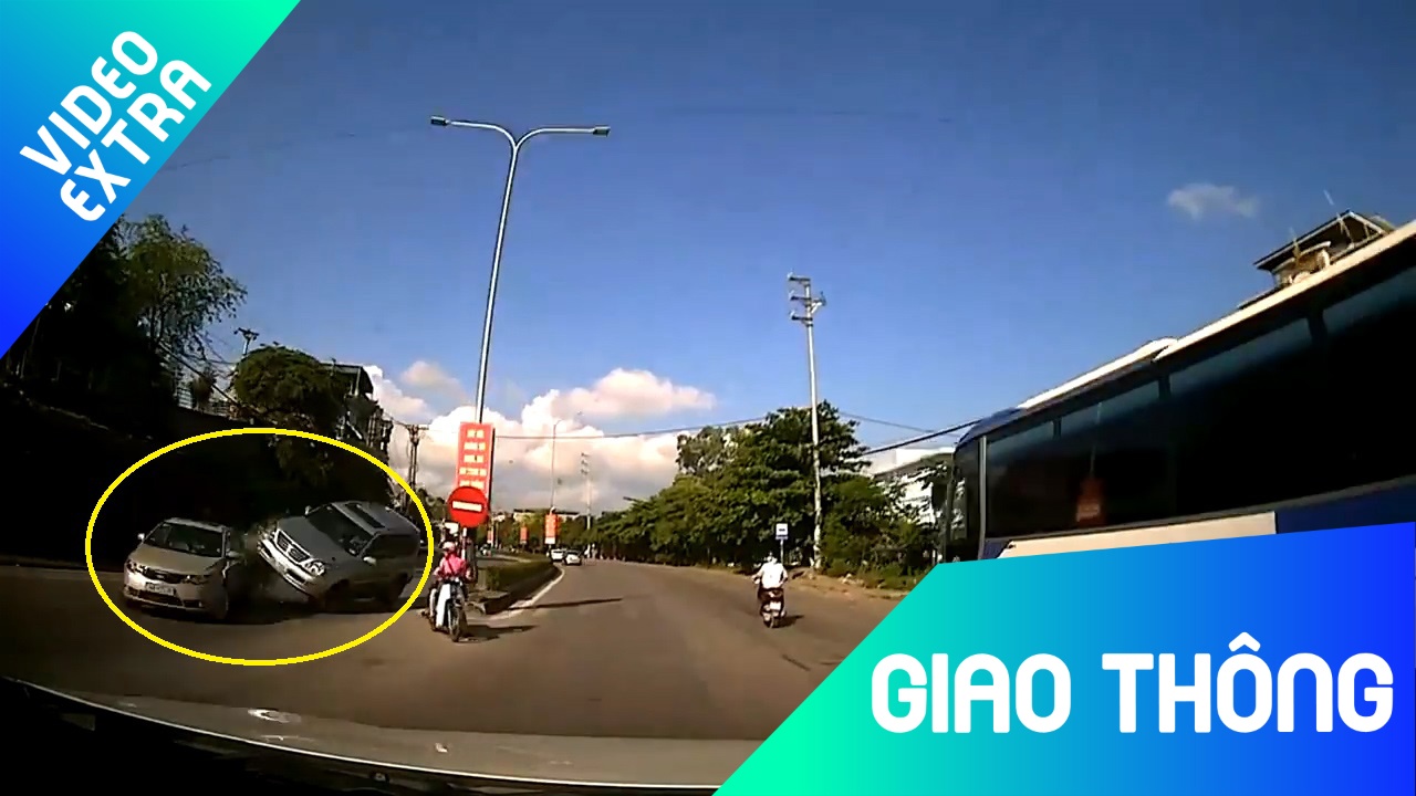 Oto lat ngang tren quoc lo nhu 'phim hanh dong' hinh anh