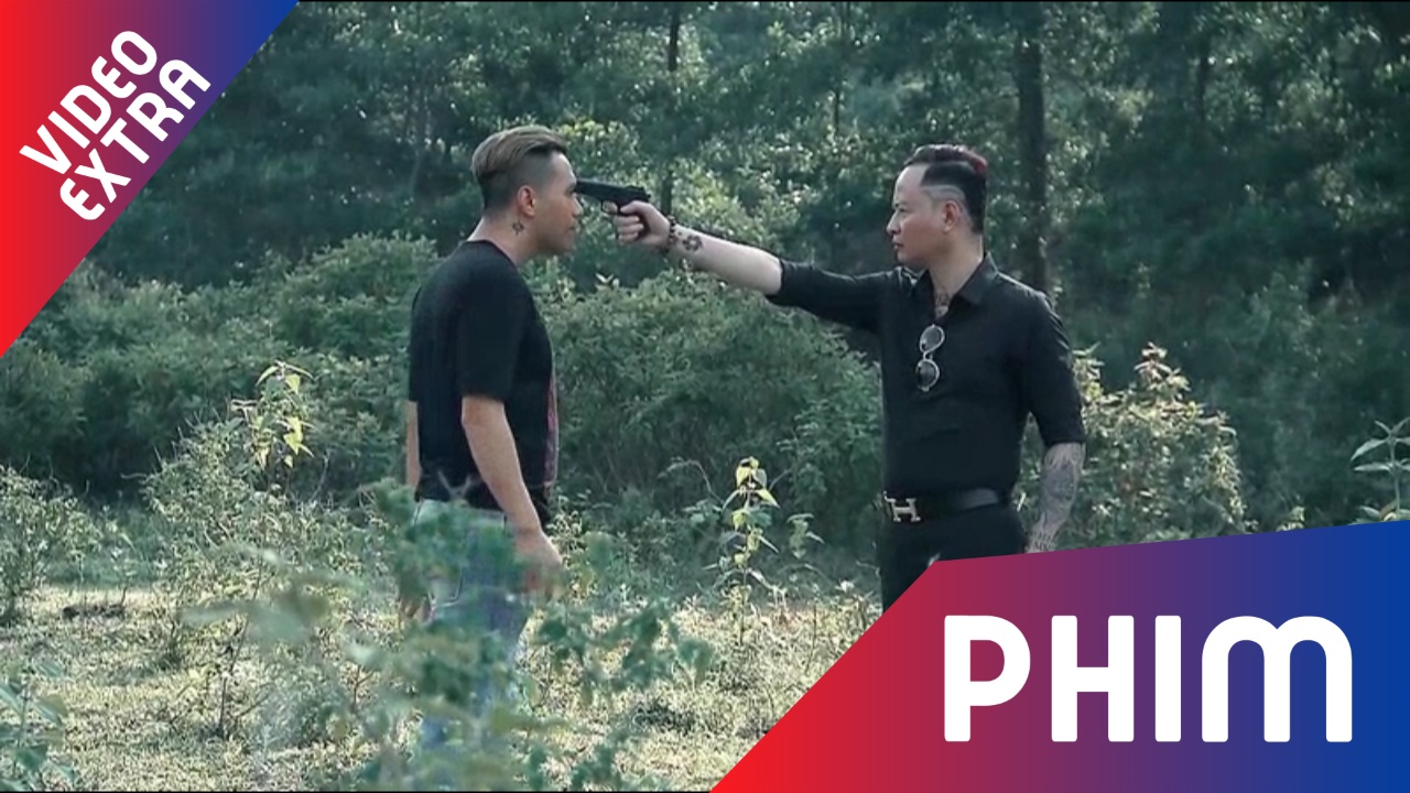 Nguoi phan xu tap 2: Ly do Long mang duoc sung vao phong phan xu hinh anh